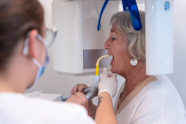 Best Pediatric Emergency Dentist in Mccom, MS